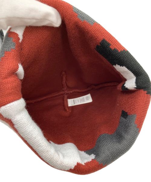 SUPREME（シュプリーム）Supreme (シュプリーム) Camo Big Logo Beanie レッド×グレーの古着・服飾アイテム