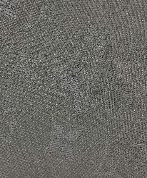 LOUIS VUITTON（ルイ ヴィトン）LOUIS VUITTON (ルイ ヴィトン) シルクウールマフラー ブラックの古着・服飾アイテム