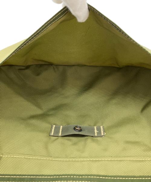 GREGORY（グレゴリー）GREGORY (グレゴリー) ショルダーバッグ カーキの古着・服飾アイテム