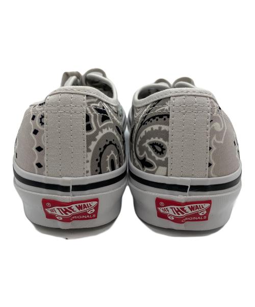 VANS（ヴァンズ）VANS (ヴァンズ) BEDWIN &THE HEARTBREAKERS (ベドウィンアンドザ ハートブレイカーズ) OG Authentic LX ホワイト×グレー サイズ:27の古着・服飾アイテム