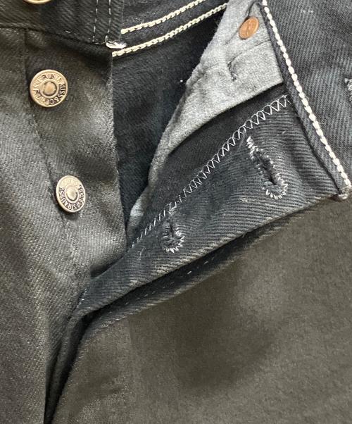 LEVI'S（リーバイス）LEVI'S (リーバイス) 501コーティングデニムパンツ ブラック サイズ:31の古着・服飾アイテム
