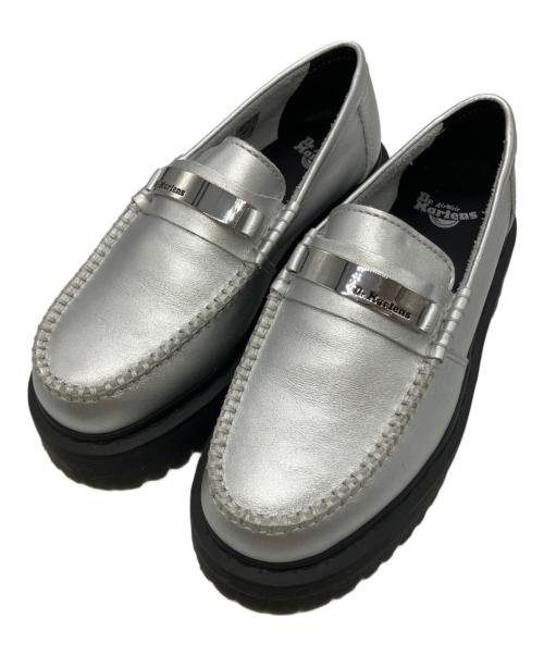 Dr.Martens（ドクターマーチン）Dr.Martens (ドクターマーチン) Penton II Quad Metallic Leather Loafers シルバー サイズ:38の古着・服飾アイテム