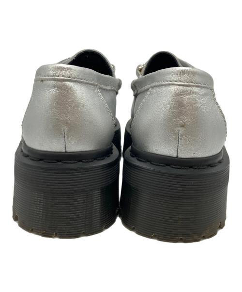Dr.Martens（ドクターマーチン）Dr.Martens (ドクターマーチン) Penton II Quad Metallic Leather Loafers シルバー サイズ:38の古着・服飾アイテム
