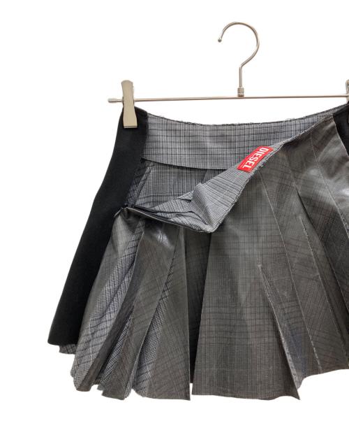 DIESEL（ディーゼル）DIESEL (ディーゼル) O-ZIRCミニスカート グレー サイズ:36の古着・服飾アイテム