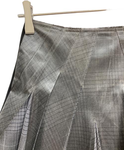 DIESEL（ディーゼル）DIESEL (ディーゼル) O-ZIRCミニスカート グレー サイズ:36の古着・服飾アイテム