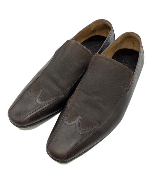 GUCCI（グッチ）GUCCI (グッチ) レザースリッポンシューズ ブラウン サイズ:39 1/2の古着・服飾アイテム