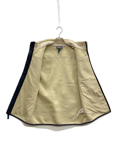 Patagonia（パタゴニア）Patagonia (パタゴニア) CLASSIC RETRO-X VEST アイボリー サイズ:Mの古着・服飾アイテム