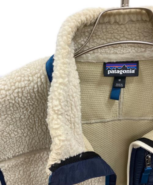 Patagonia（パタゴニア）Patagonia (パタゴニア) CLASSIC RETRO-X VEST アイボリー サイズ:Mの古着・服飾アイテム
