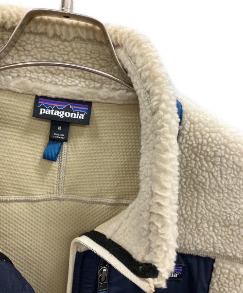 Patagonia（パタゴニア）Patagonia (パタゴニア) CLASSIC RETRO-X VEST アイボリー サイズ:Mの古着・服飾アイテム