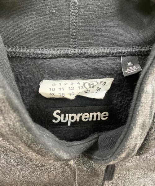 SUPREME（シュプリーム）SUPREME (シュプリーム) MM6 Maison Margiela (エムエムシックスメゾンマルジェラ) Foil Box Logo Hooded Sweatshirt グレー サイズ:XLの古着・服飾アイテム