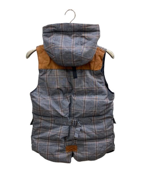 COMME des GARCONS JUNYA WATANABE MAN（コム デ ギャルソン ジュンヤ ワタナベ マン）COMME des GARCONS JUNYA WATANABE MAN (コム デ ギャルソン ジュンヤ ワタナベ マン) ダウンベスト グレー サイズ:XSの古着・服飾アイテム