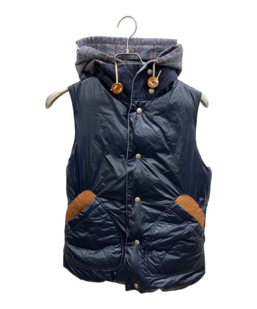 COMME des GARCONS JUNYA WATANABE MAN（コム デ ギャルソン ジュンヤ ワタナベ マン）COMME des GARCONS JUNYA WATANABE MAN (コム デ ギャルソン ジュンヤ ワタナベ マン) ダウンベスト グレー サイズ:XSの古着・服飾アイテム