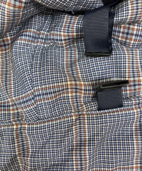 COMME des GARCONS JUNYA WATANABE MAN（コム デ ギャルソン ジュンヤ ワタナベ マン）COMME des GARCONS JUNYA WATANABE MAN (コム デ ギャルソン ジュンヤ ワタナベ マン) ダウンベスト グレー サイズ:XSの古着・服飾アイテム