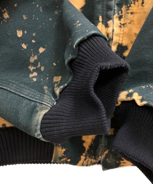 CarHartt（カーハート）CarHartt (カーハート) ブリーチ加工アクティブジャケット ブラック×ベージュ サイズ:XLの古着・服飾アイテム