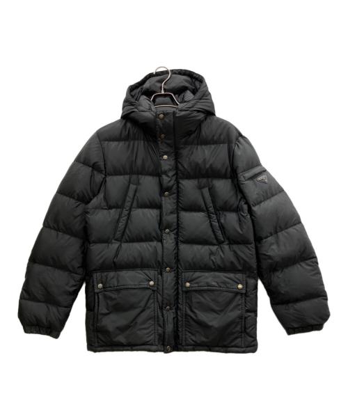 PRADA（プラダ）PRADA (プラダ) トライアングルプレートダウンジャケット ブラック サイズ:48の古着・服飾アイテム