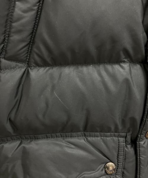 PRADA（プラダ）PRADA (プラダ) トライアングルプレートダウンジャケット ブラック サイズ:48の古着・服飾アイテム