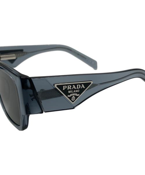 PRADA（プラダ）PRADA (プラダ) トライアングルロゴ サングラス ブルー サイズ:55□19-140の古着・服飾アイテム