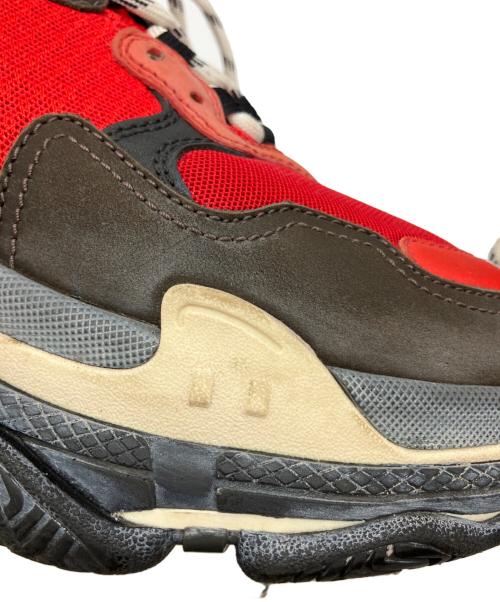 BALENCIAGA（バレンシアガ）BALENCIAGA (バレンシアガ) Triple S レッド×ブラック サイズ:27の古着・服飾アイテム