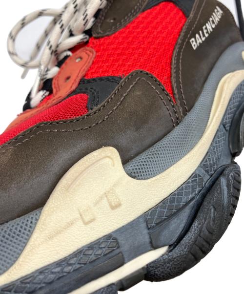 BALENCIAGA（バレンシアガ）BALENCIAGA (バレンシアガ) Triple S レッド×ブラック サイズ:27の古着・服飾アイテム