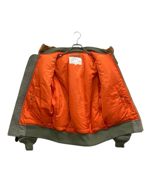 AVIREX（アヴィレックス）AVIREX (アヴィレックス) MA-1 REMODEL カーキ サイズ:Mの古着・服飾アイテム