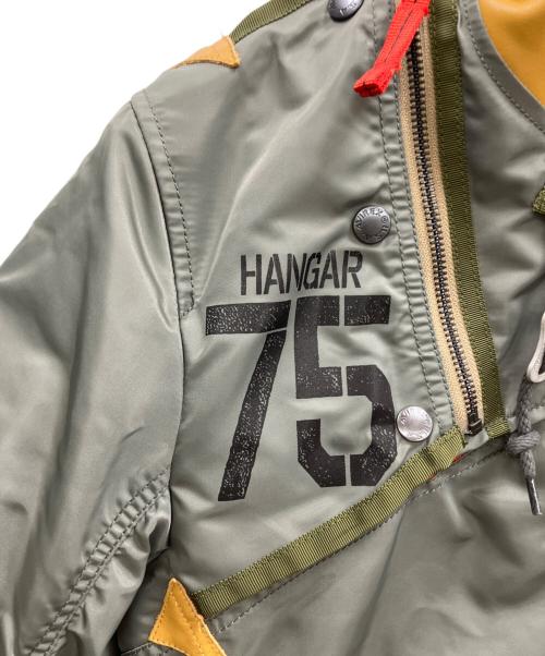 AVIREX（アヴィレックス）AVIREX (アヴィレックス) MA-1 REMODEL カーキ サイズ:Mの古着・服飾アイテム