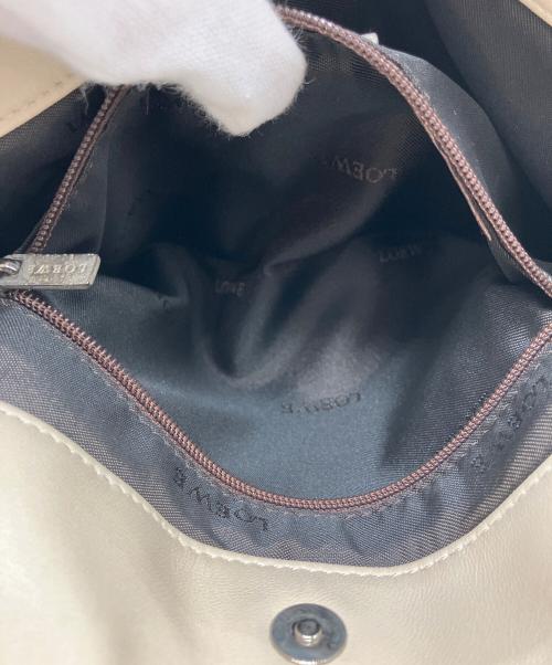 LOEWE（ロエベ）LOEWE (ロエベ) ハンドバッグ アイボリーの古着・服飾アイテム