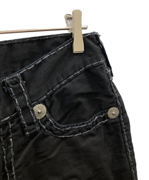 TRUE RELIGION（トゥルー レリジョン）TRUE RELIGION (トゥルー レリジョン) RICKY SUPER T ブラックデニムパンツ ブラック サイズ:30の古着・服飾アイテム