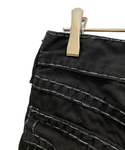 TRUE RELIGION（トゥルー レリジョン）TRUE RELIGION (トゥルー レリジョン) RICKY SUPER T ブラックデニムパンツ ブラック サイズ:30の古着・服飾アイテム