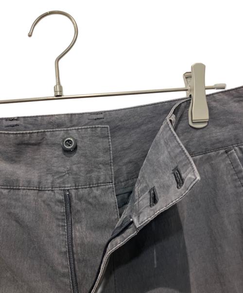 ISSEY MIYAKE（イッセイミヤケ）ISSEY MIYAKE (イッセイミヤケ) カーゴパンツ ブラック サイズ:3の古着・服飾アイテム