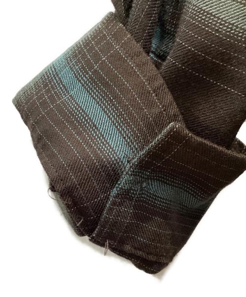YOKE（ヨーク）YOKE (ヨーク) Ombre Plaid Wpocket Shirt ブラウン サイズ:3の古着・服飾アイテム