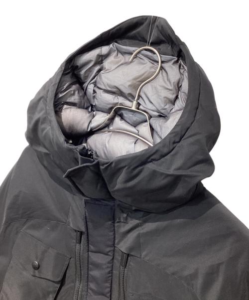 WHITE MOUNTAINEERING（ホワイトマウンテ二アニング）WHITE MOUNTAINEERING (ホワイトマウンテ二アニング) GORE-TEX DOWN JACKET ブラック サイズ:1の古着・服飾アイテム