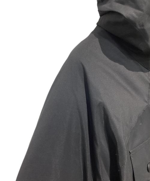 WHITE MOUNTAINEERING（ホワイトマウンテ二アニング）WHITE MOUNTAINEERING (ホワイトマウンテ二アニング) GORE-TEX DOWN JACKET ブラック サイズ:1の古着・服飾アイテム