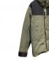 中古・古着 THE NORTH FACE (ザ ノース フェイス) マウンテンダウンジャケット オリーブ×ブラック サイズ:M：35000円