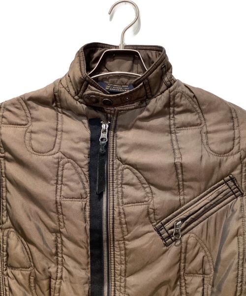 ARMANI JEANS（アルマーニジーンズ）ARMANI JEANS (アルマーニジーンズ) ハイネックキルティングジャケット オリーブ サイズ:EU 50の古着・服飾アイテム