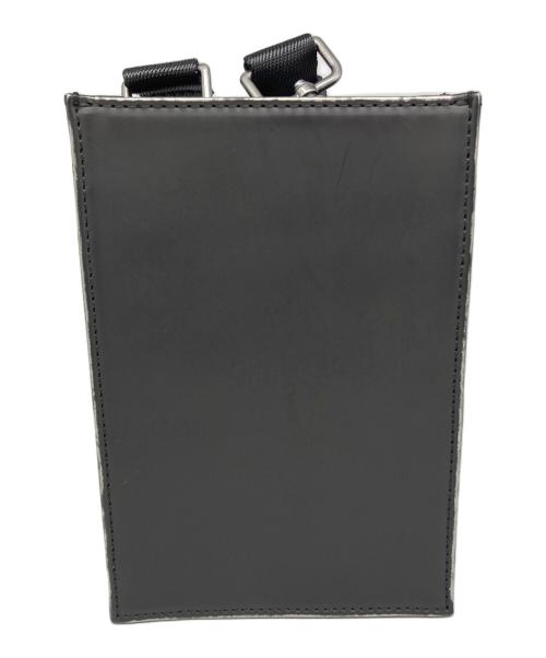 DIESEL（ディーゼル）DIESEL (ディーゼル) メタルエフェクトロゴスマートフォンショルダー ブラックの古着・服飾アイテム