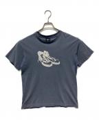 stussyステューシー）の古着「ハイカットスニーカープリントTEE」｜スカイブルー