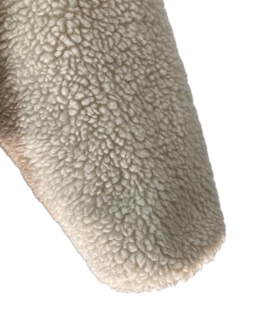 Patagonia（パタゴニア）Patagonia (パタゴニア) キッズ・リバーシブル・レディ・フレディ・フーディ ベージュ サイズ:XXL 　16-18の古着・服飾アイテム