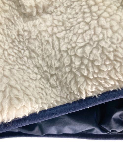 Patagonia（パタゴニア）Patagonia (パタゴニア) キッズ・リバーシブル・レディ・フレディ・フーディ ベージュ サイズ:XXL 　16-18の古着・服飾アイテム