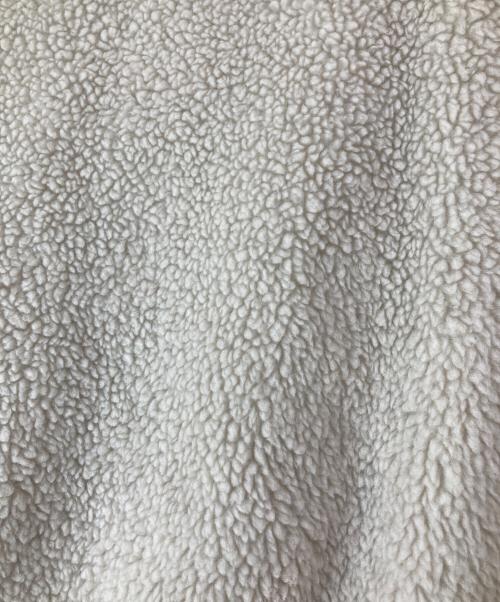 Patagonia（パタゴニア）Patagonia (パタゴニア) キッズ・リバーシブル・レディ・フレディ・フーディ ベージュ サイズ:XXL 　16-18の古着・服飾アイテム