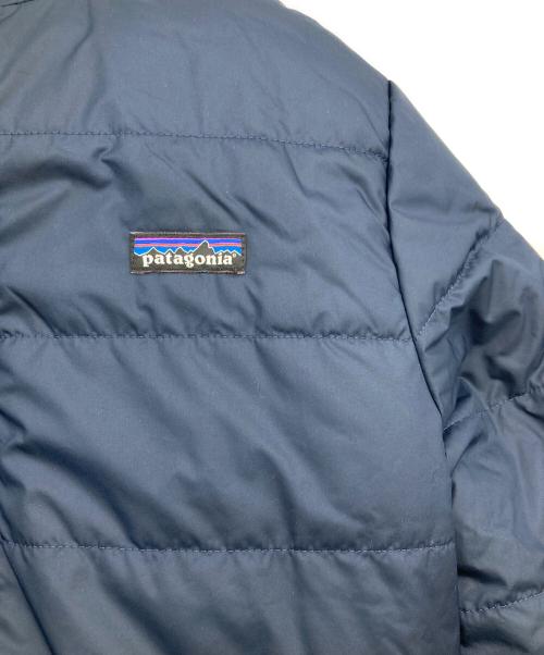 Patagonia（パタゴニア）Patagonia (パタゴニア) キッズ・リバーシブル・レディ・フレディ・フーディ ベージュ サイズ:XXL 　16-18の古着・服飾アイテム