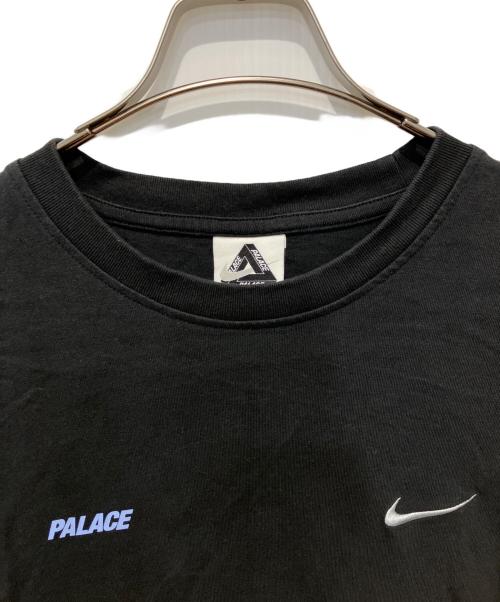 PALACE（パレス）PALACE (パレス) NIKE (ナイキ) FONT SWOOSH Tシャツ ブラック サイズ:XXLの古着・服飾アイテム