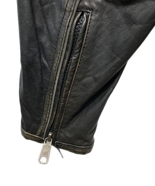HARLEY-DAVIDSON（ハーレーダビッドソン）HARLEY-DAVIDSON (ハーレーダビッドソン) Triple Vent Detonator Distressed Leather Jacket ブラック サイズ:Mの古着・服飾アイテム