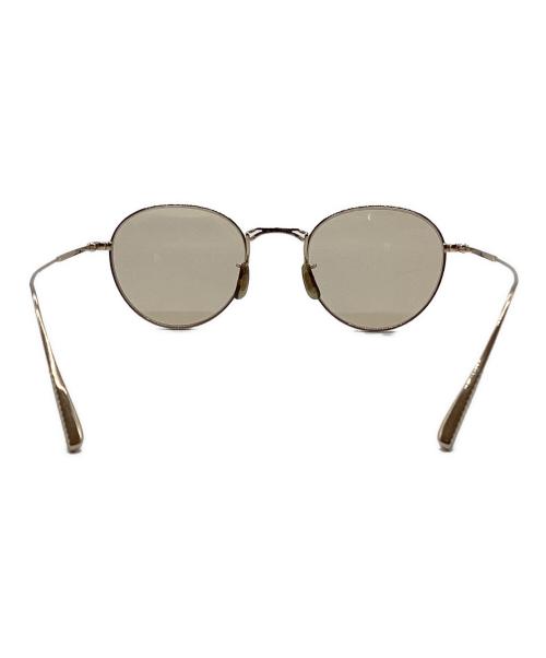 OLIVER PEOPLES（オリバーピープルズ）OLIVER PEOPLES (オリバーピープルズ) サングラス ゴールド サイズ:49□21の古着・服飾アイテム