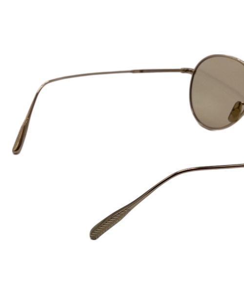 OLIVER PEOPLES（オリバーピープルズ）OLIVER PEOPLES (オリバーピープルズ) サングラス ゴールド サイズ:49□21の古着・服飾アイテム