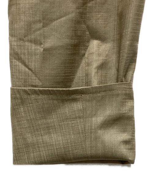 ISSEY MIYAKE（イッセイミヤケ）ISSEY MIYAKE (イッセイミヤケ) デザインジャケット ベージュ サイズ:3の古着・服飾アイテム