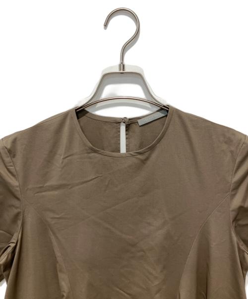 theory luxe（セオリーリュクス）theory luxe (セオリーリュクス) 半袖ワンピース ベージュ サイズ:38の古着・服飾アイテム
