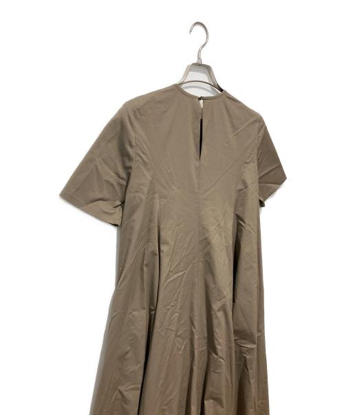 theory luxe（セオリーリュクス）theory luxe (セオリーリュクス) 半袖ワンピース ベージュ サイズ:38の古着・服飾アイテム