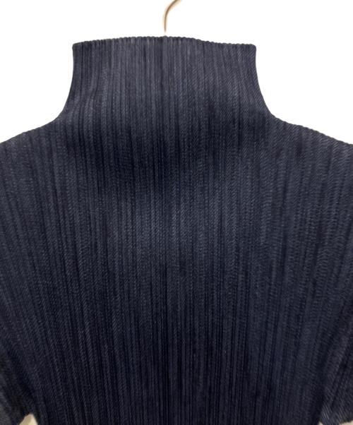 PLEATS PLEASE（プリーツプリーズ）PLEATS PLEASE (プリーツプリーズ) ハイネックプリーツカットソー ネイビー サイズ:3の古着・服飾アイテム