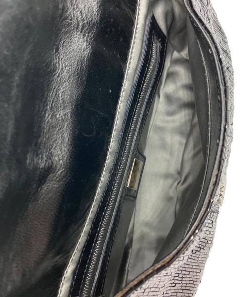 FENDI（フェンディ）FENDI (フェンディ) ショルダーバッグ ブラックの古着・服飾アイテム