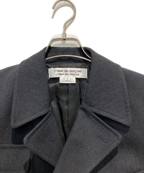 COMME des GARCONS COMME des GARCONS（コムデギャルソン コムデギャルソン）COMME des GARCONS COMME des GARCONS (コムデギャルソン コムデギャルソン) アシンメトリージャケット グレー サイズ:Sの古着・服飾アイテム